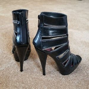 Black Zipper-Detail Heels